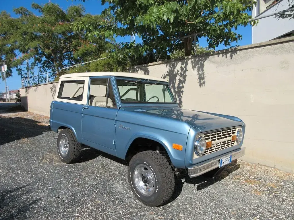 Second-hand Ford Bronco 200 CP (147 kW) 1969 Albastru SUV