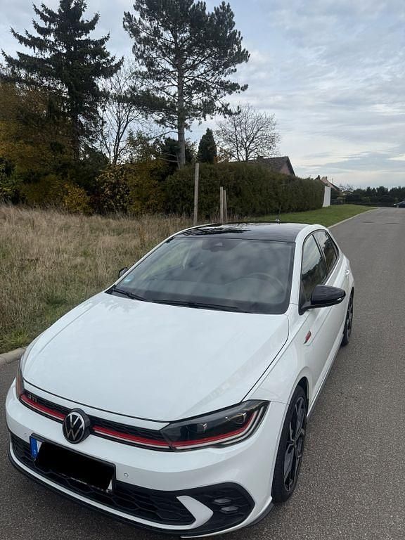 Weiß Gebraucht 2023 VW Polo GTI Limousine | 22.999 € (Fairer Preis) - Bild 1/4