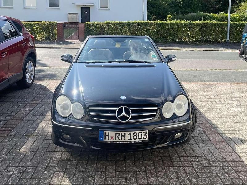 Gebraucht Mercedes CLK320 Avantgarde 224 PS (164 kW) 2006 Schwarz Cabrio