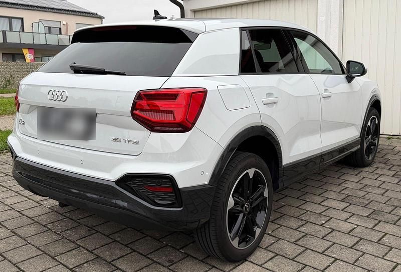 Gebraucht Audi Q2 Advanced Plus 150 PS (110 kW) 2024 Weiß SUV