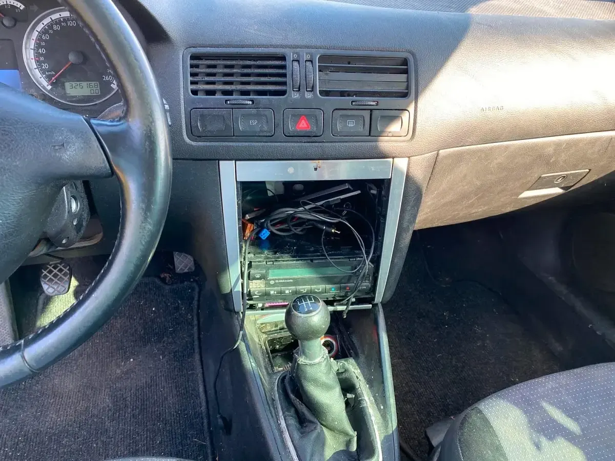 Gebraucht VW Bora 105 PS (77 kW) 2002 Grau Kombi