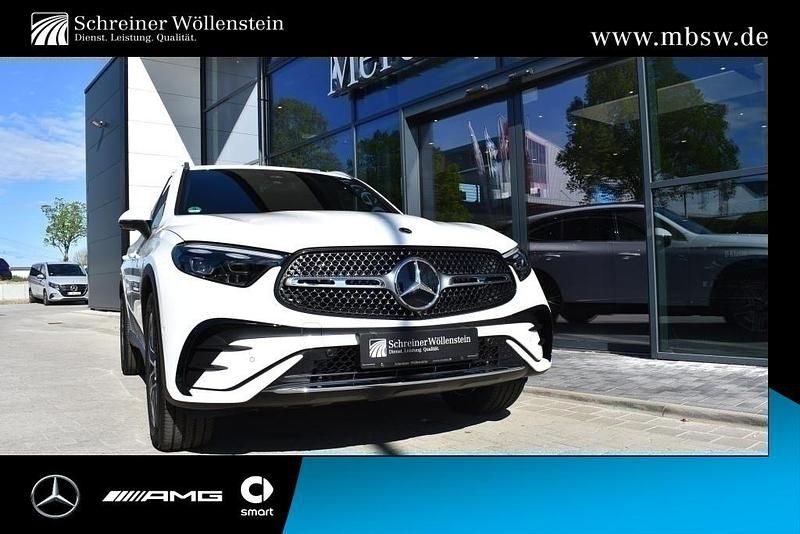 Unilackpolarweiss Gebraucht 2025 Mercedes GLC200 AMG SUV | 54.889 € (Guter Preis) - Bild 1/4