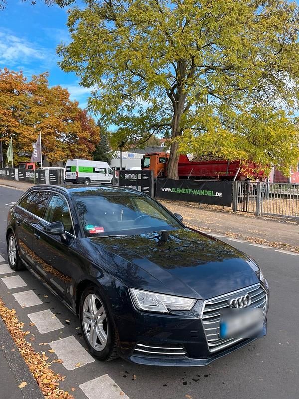 Gebraucht Audi A4 S-Line 190 PS (139 kW) 2017 Blau Kombi