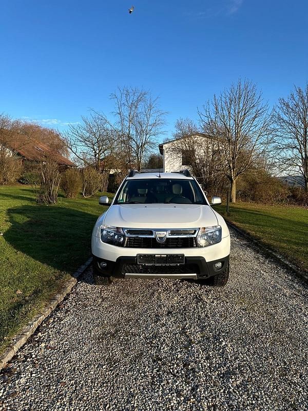 Gebraucht Dacia Duster 105 PS (77 kW) 2011 Weiß SUV