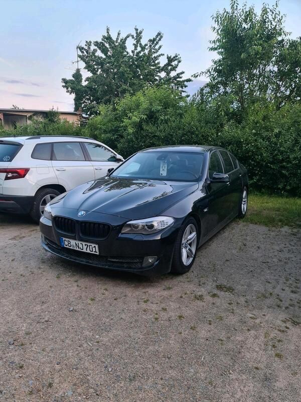 Schwarz Gebraucht 2010 BMW 528 Limousine | 11.999 € (Fairer Preis) - Bild 1/4