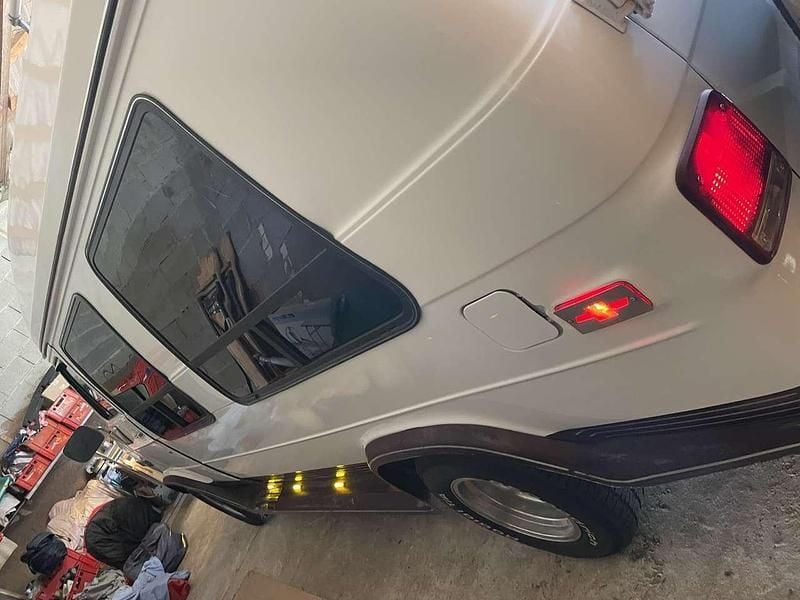 Gebraucht Chevrolet G 199 PS (146 kW) 1990 Weiß Van