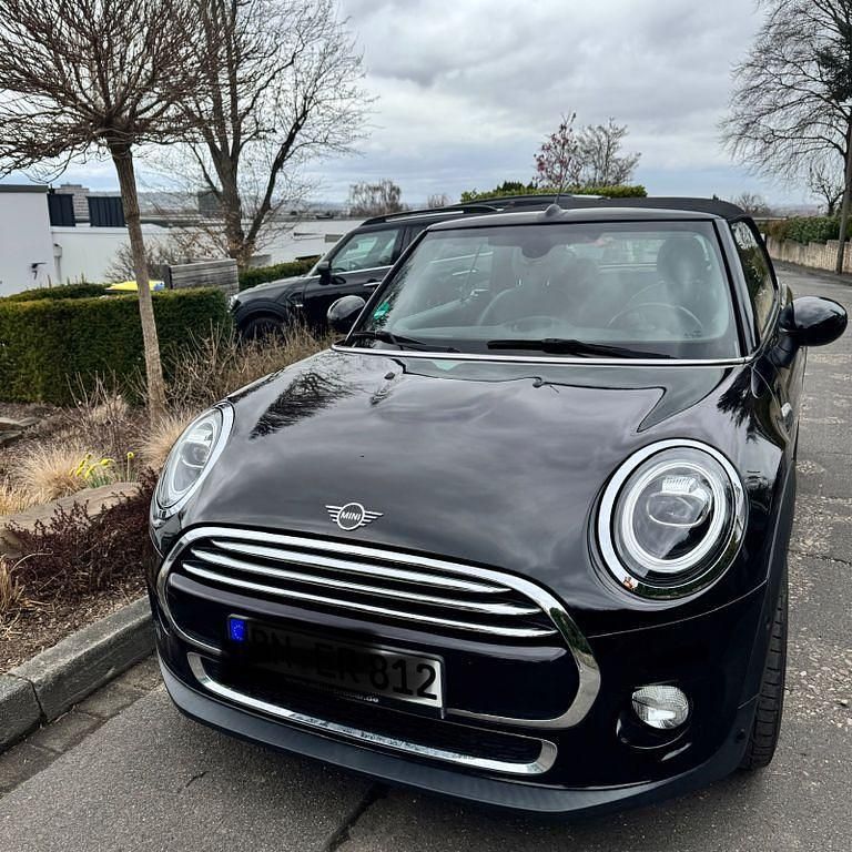 Gebraucht Mini Cooper Cabriolet Chili 136 PS (100 kW) 2019 Schwarz Cabrio