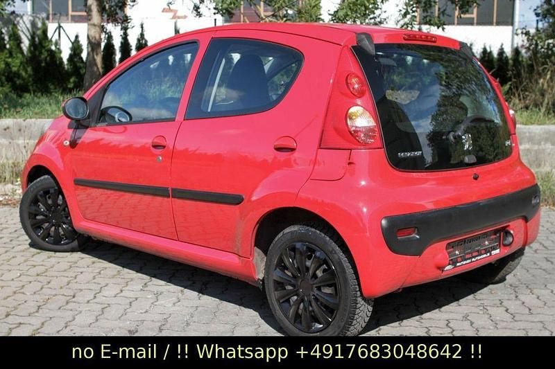 Gebraucht Peugeot 107 Filou 68 PS (50 kW) 2009 Rot Kleinwagen