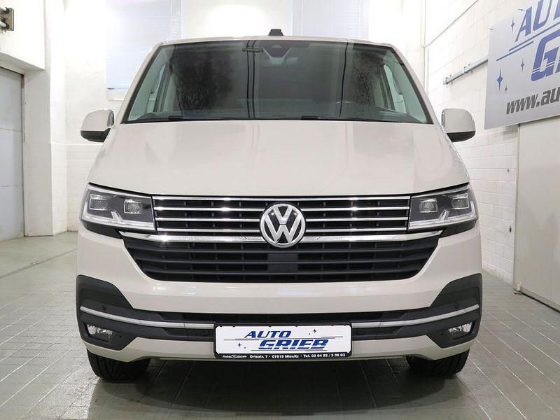 Second-hand VW Multivan Generation Six 150 CP (110 kW) 2021 Gri Monovolum