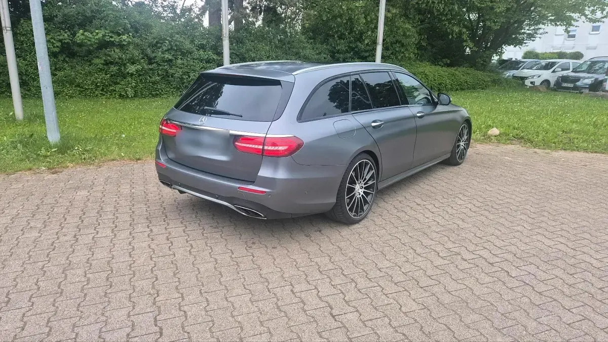 Gebraucht Mercedes E43 AMG AMG 401 PS (294 kW) 2017 Grau Limousine