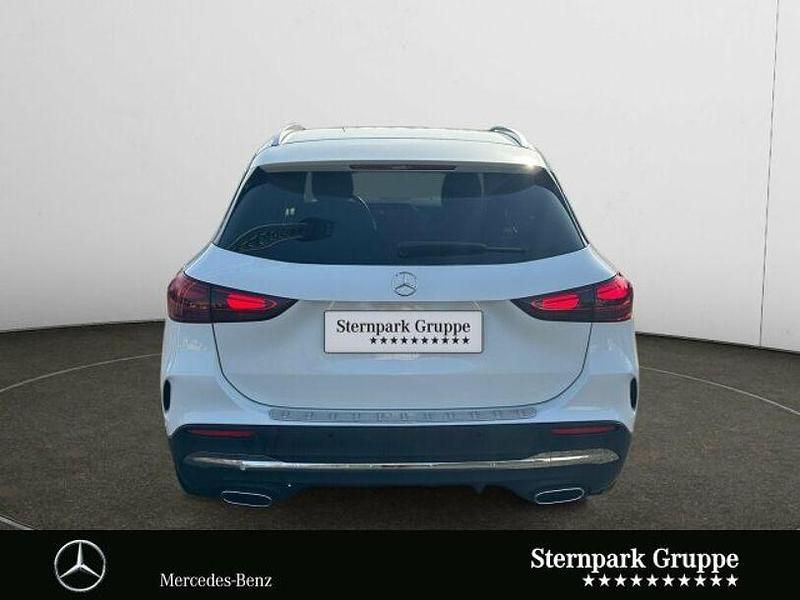 Gebraucht Mercedes GLA200 AMG line 163 PS (119 kW) 2025 Weiß SUV