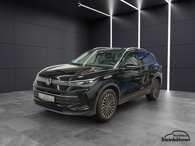 Gebraucht VW Tiguan Goal 150 PS (110 kW) 2025 Grenadillschwarz (schwarz) SUV