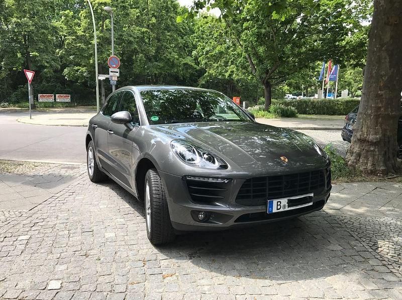 Gebraucht Porsche Macan S 258 PS (189 kW) 2014 Grau SUV