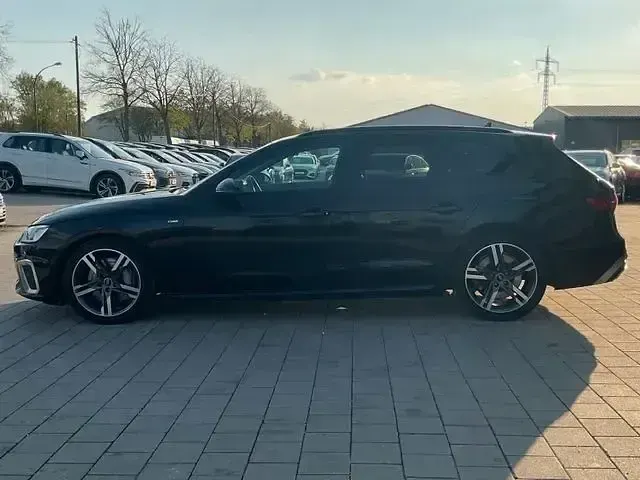 Gebraucht Audi A4 S-Line 286 PS (210 kW) 2023 Schwarz Kombi
