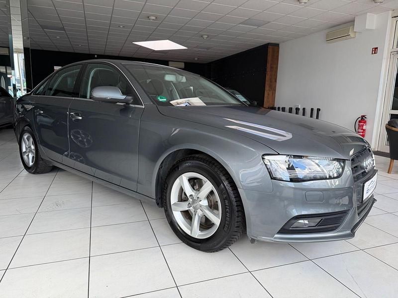 Gebraucht Audi A4 Ambiente 170 PS (125 kW) 2013 Silber Limousine