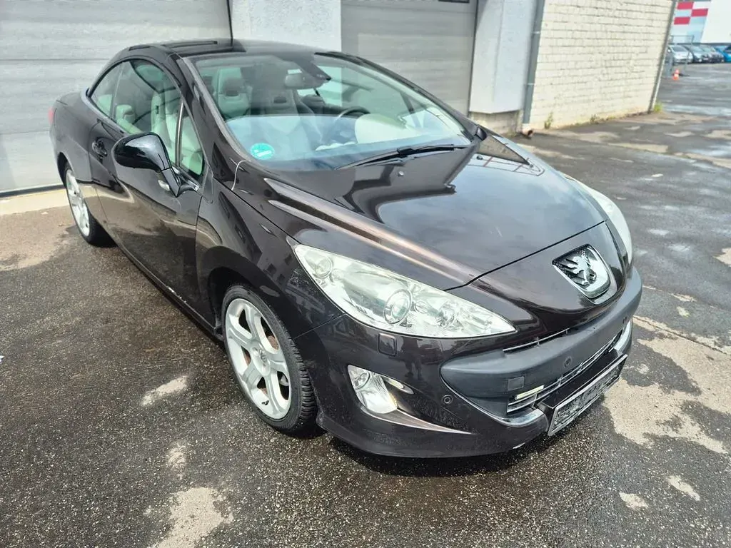 Gebraucht Peugeot 308 CC Platinum 156 PS (114 kW) 2010 Schwarz Cabrio