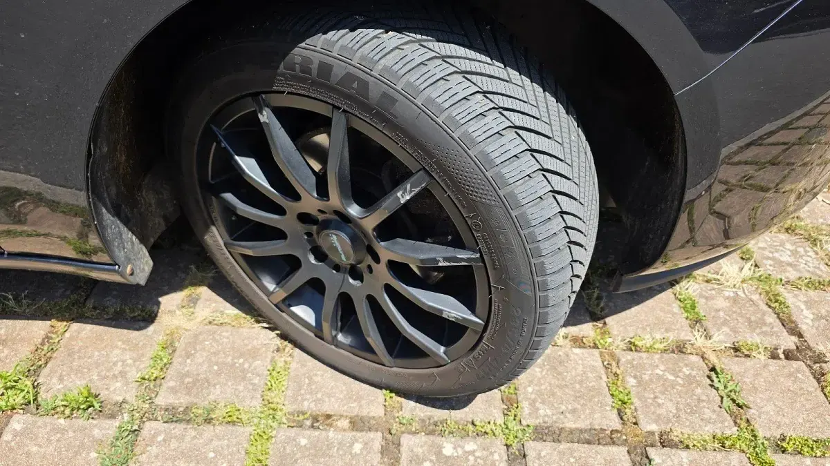 Gebraucht Opel Zafira Tourer Edition 136 PS (100 kW) 2012 Schwarz Van / Kleinbus