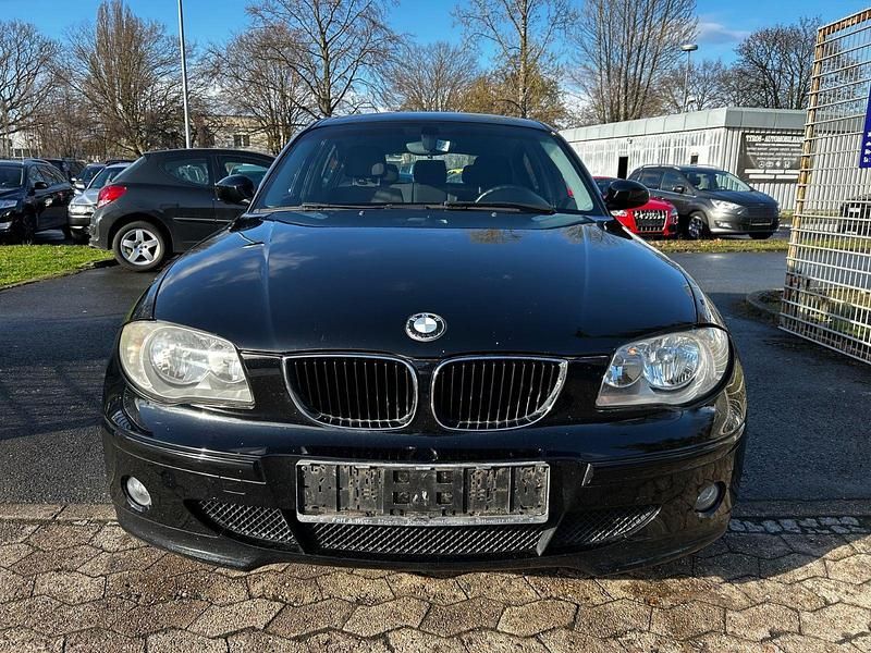Gebraucht BMW 116 116 PS (85 kW) 2006 Schwarz Kleinwagen