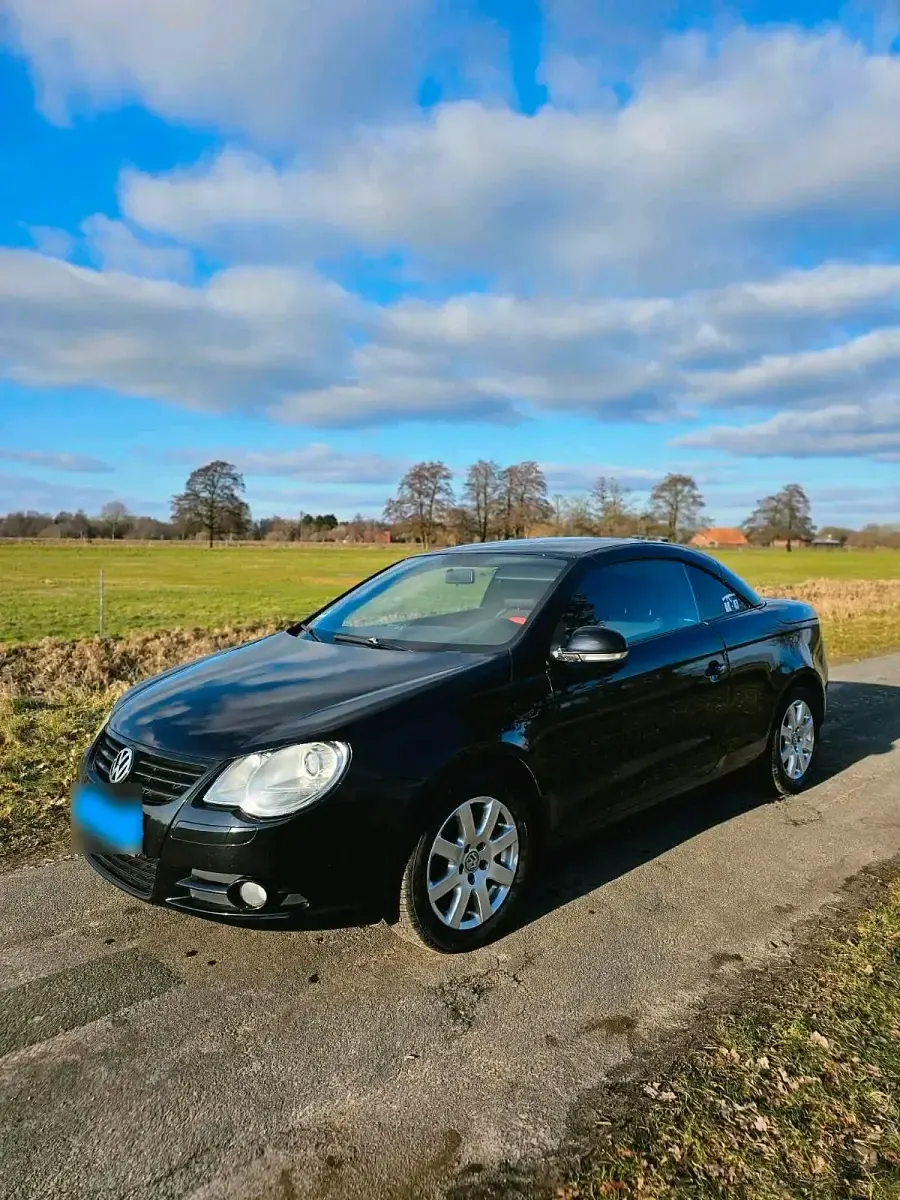 Second-hand VW Eos 140 CP (102 kW) 2008 Negru Cabrio