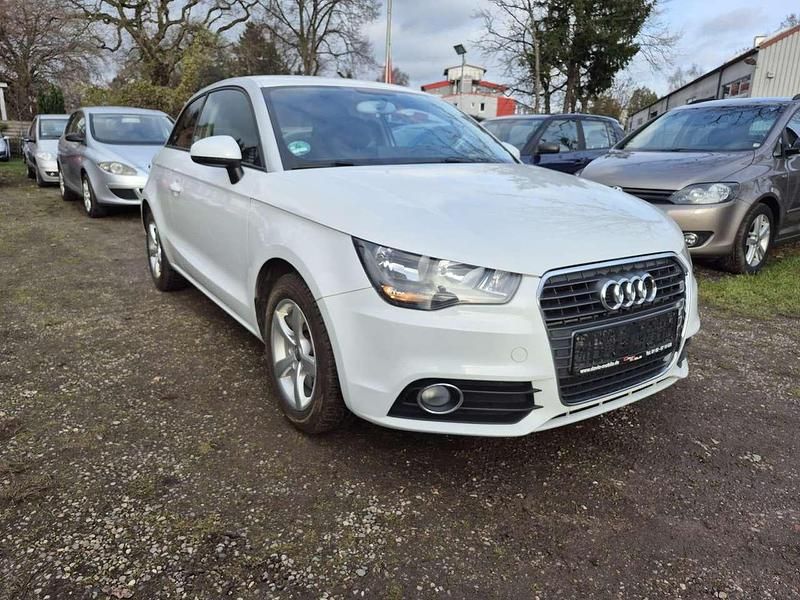 Gebraucht Audi A1 Ambition 122 PS (89 kW) 2012 Gletscherweiss metallic Kleinwagen