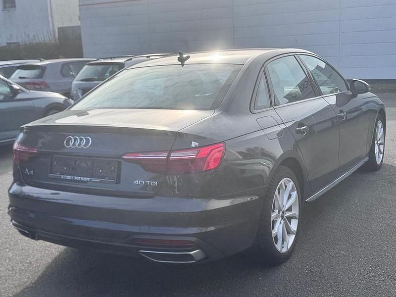 Gebraucht Audi A4 Advanced Plus 204 PS (150 kW) 2023 Grau Limousine