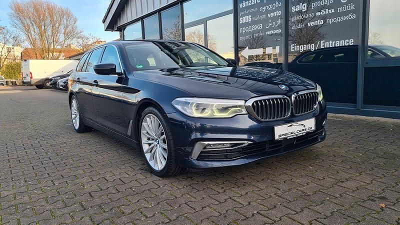 Blau Gebraucht 2018 BMW 540 Luxury Line Limousine | 18.490 € (Superpreis) - Bild 1/4