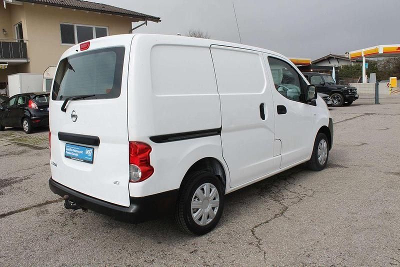 Gebraucht Nissan NV200 90 PS (66 kW) 2014 Weiß Van / Kleinbus