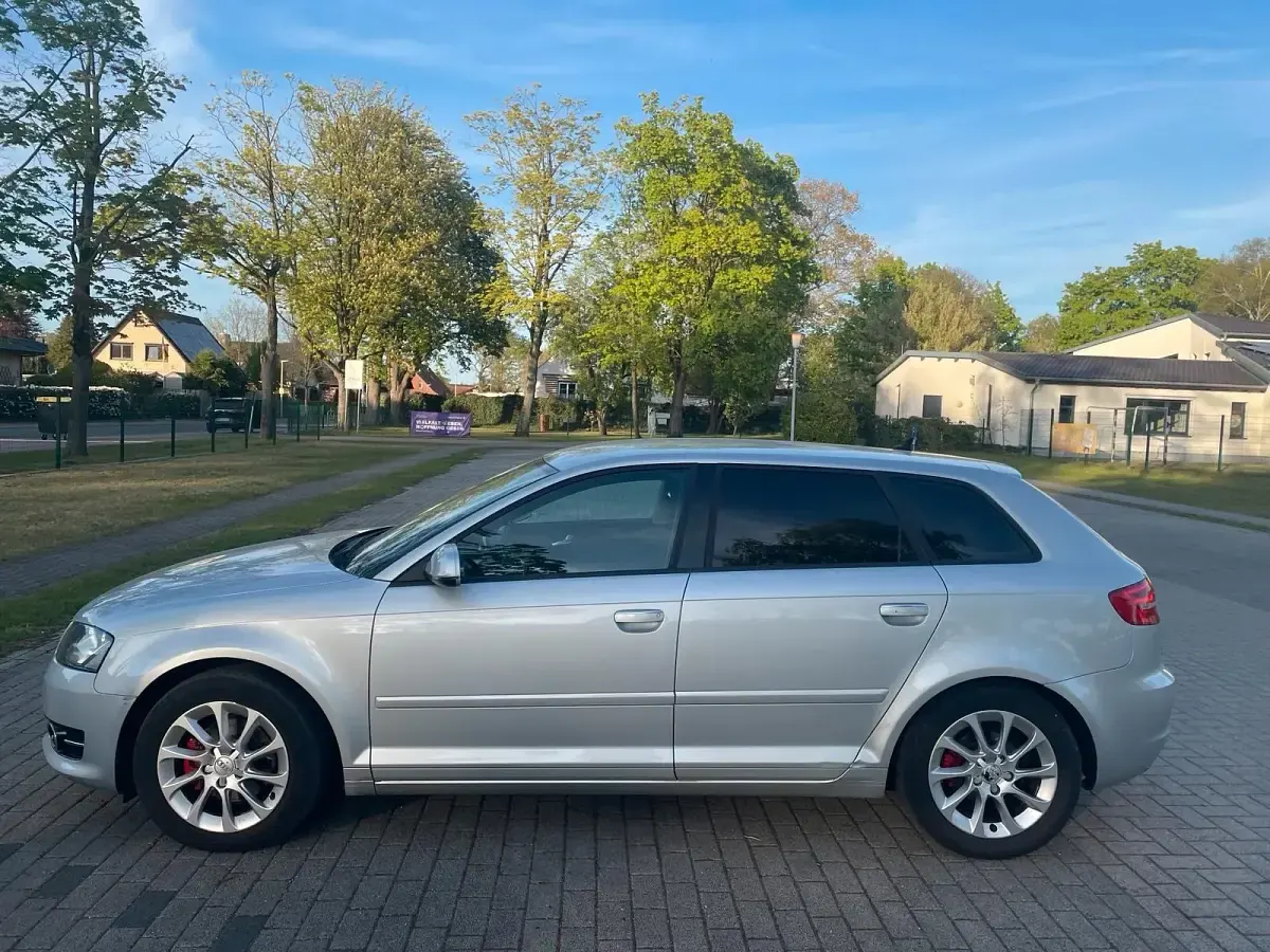 Usata Audi A3 125 CV (91 kW) 2012 Grigio Utilitaria