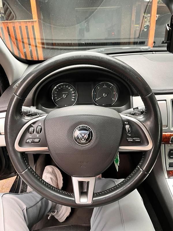 Gebraucht Jaguar XF 275 PS (202 kW) 2013 Schwarz Limousine