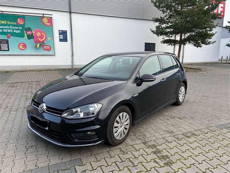 Schwarz Gebraucht 2014 VW Golf VII Edition Limousine | 9.900 € (Fairer Preis) - Bild 1/4