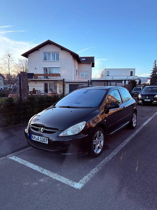 Gebraucht Peugeot 307 131 PS (96 kW) 2003 Schwarz Kleinwagen