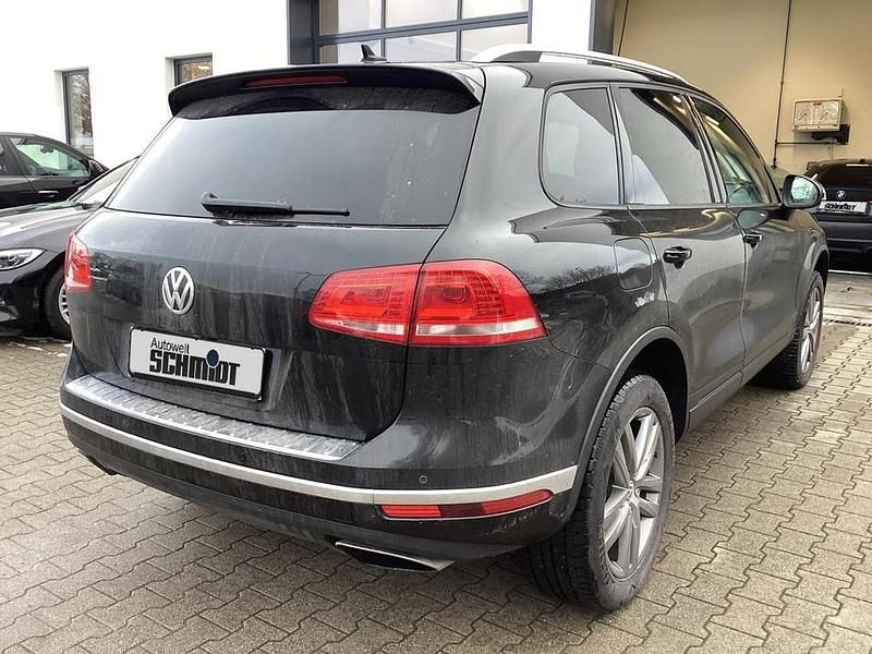 Gebraucht VW Touareg Terrain Tech 262 PS (192 kW) 2016 Schwarz uni SUV