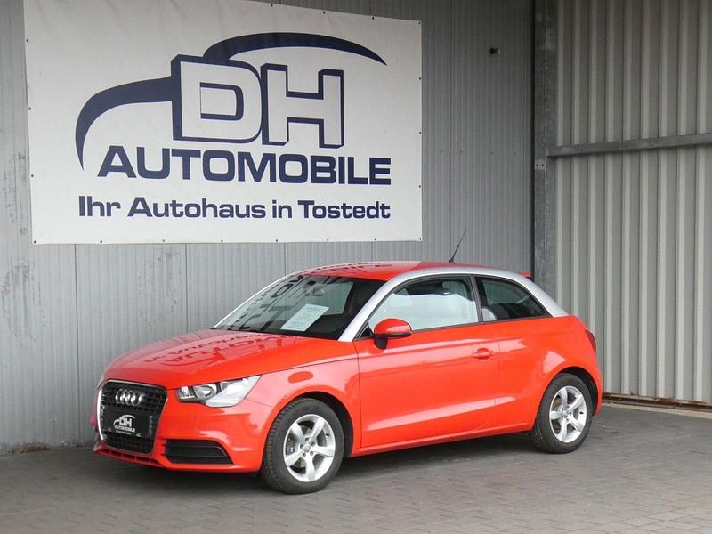 Gebraucht Audi A1 Attraction 86 PS (63 kW) 2011 Rot Kleinwagen