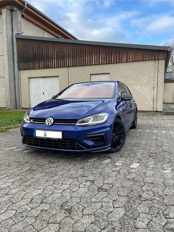 Blau Gebraucht 2019 VW Golf R Limousine | 24.950 € (Fairer Preis) - Bild 1/4