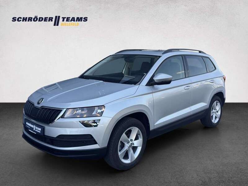 Brilliantsilber Gebraucht 2022 Skoda Karoq Ambition SUV | 27.890 € (Fairer Preis) - Bild 1/4