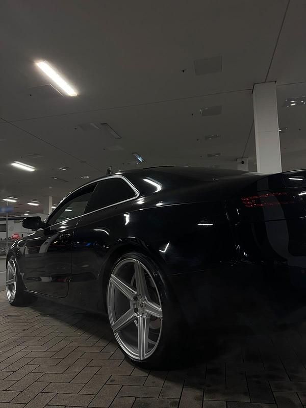 Gebraucht Audi A5 160 PS (117 kW) 2009 Schwarz Coupé