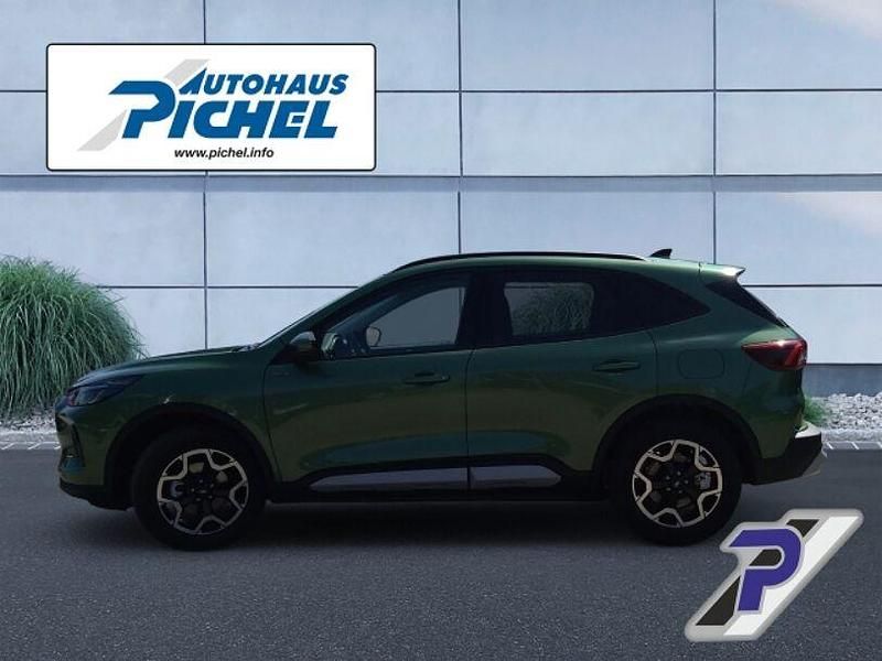 Neu Ford Kuga Active 180 PS (132 kW) 2025 Bursting green SUV