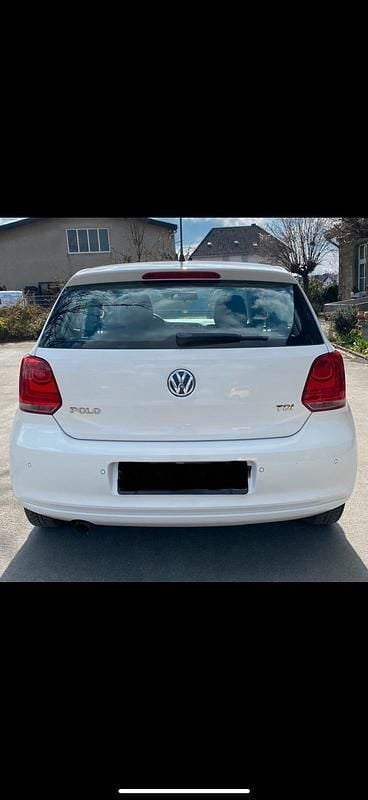 Second-hand VW Polo 90 CP (66 kW) 2011 Alb Hatchback
