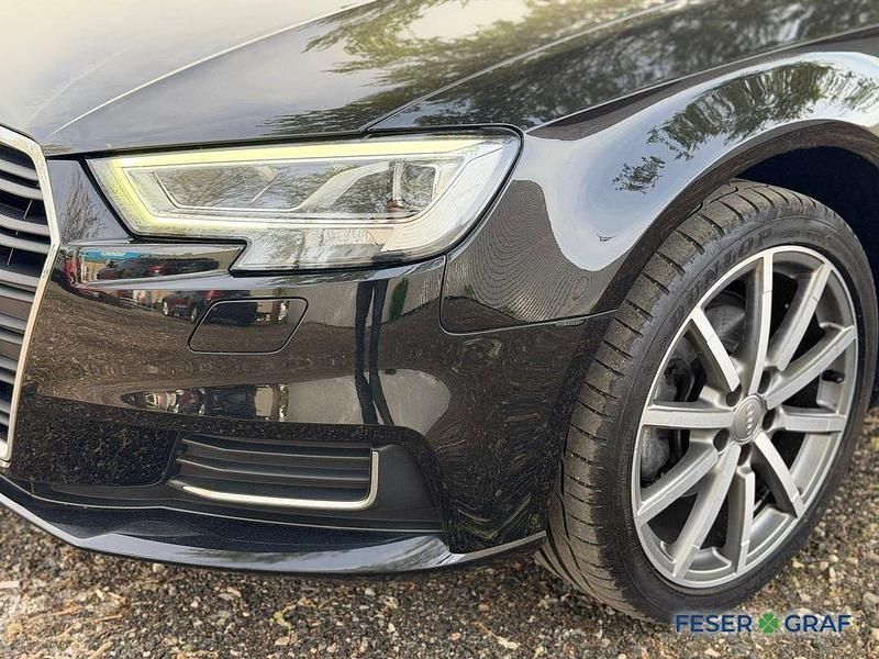 Second-hand Audi A3 Design 116 CP (85 kW) 2019 Negru Berlinǎ