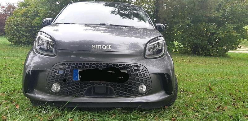 Grau Gebraucht 2020 Smart #1 SUV | 11.600 € - Bild 1/4