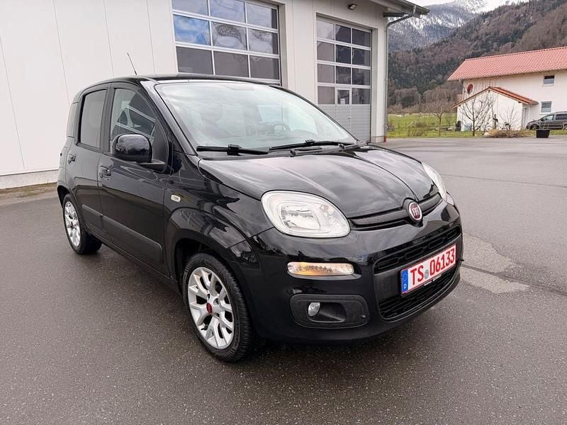Gebraucht Fiat Panda Lounge 69 PS (50 kW) 2016 Schwarz Kleinwagen