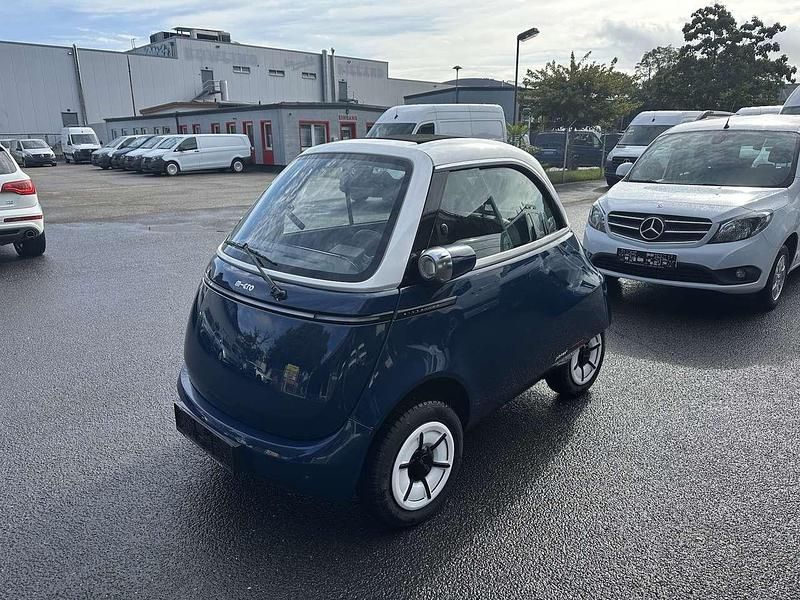 Gebraucht Micro Lite 13 kW (18 PS) 2023 Blau Limousine