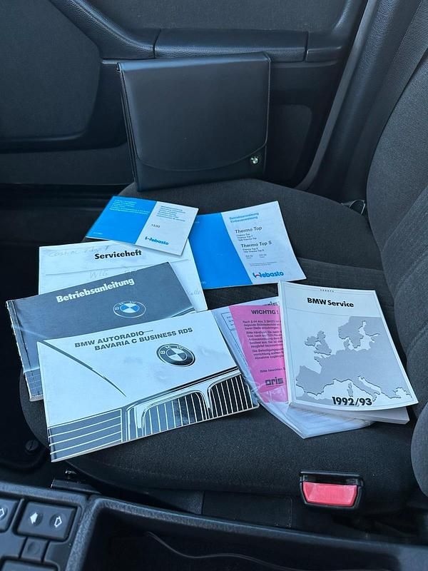 Gebraucht BMW 730 218 PS (160 kW) 1992 Silber Limousine