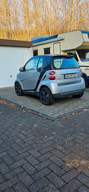 Silber Gebraucht 2009 Smart ForTwo Coupé Coupé | 4.900 € - Bild 1/4