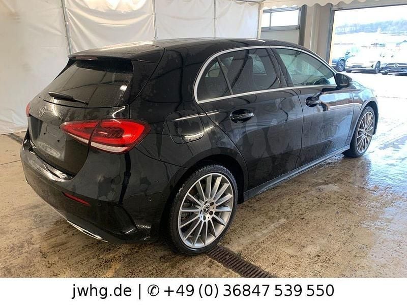 Gebraucht Mercedes A250 AMG line 218 PS (160 kW) 2022 Schwarz Limousine