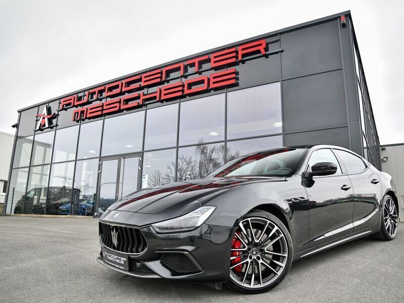 Schwarz Gebraucht 2021 Maserati Ghibli Coupé | 72.890 € (Superpreis) - Bild 1/4