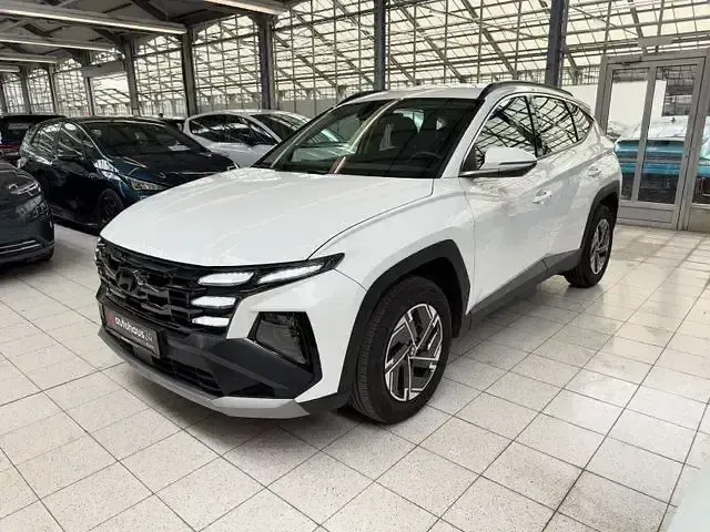Gebraucht Hyundai Tucson Select 160 PS (117 kW) 2025 Weiß SUV