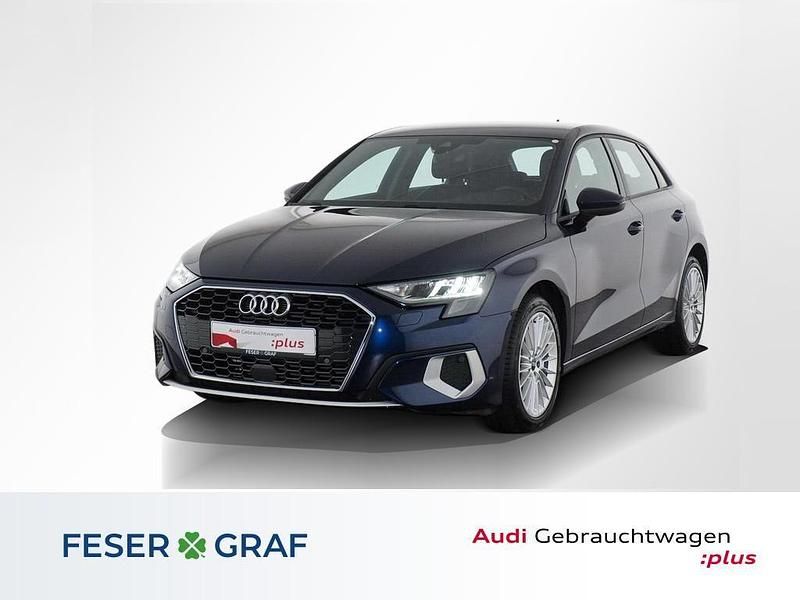 Navarrablau metallic Gebraucht 2024 Audi A3 Sportback Ambiente Limousine | 27.750 € (Guter Preis) - Bild 1/4