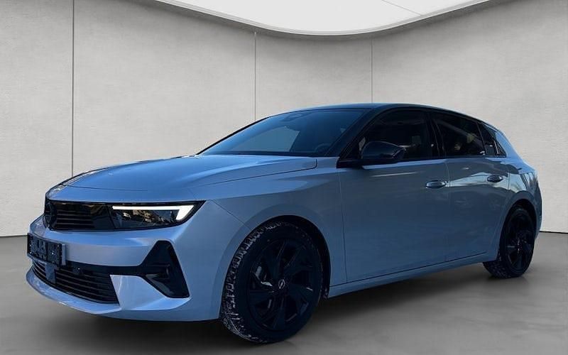 Grau Gebraucht 2024 Opel Astra Limousine | 22.880 € (Guter Preis) - Bild 1/4