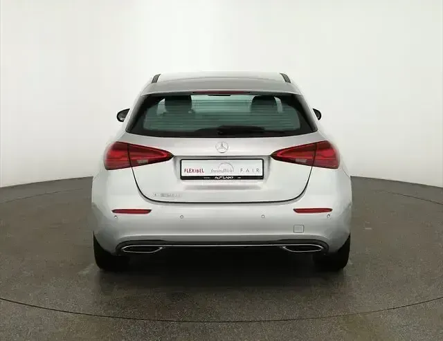 Gebraucht Mercedes A220 Progressive 190 PS (139 kW) 2023 Silber Limousine